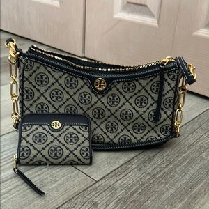Tory Burch Navy and Gold Shoulder Bag with Chain Strap and matching wallet